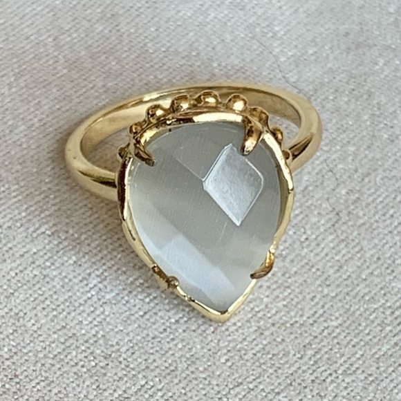 Kendra Scott Ring Size 6 - Picture 1 of 4